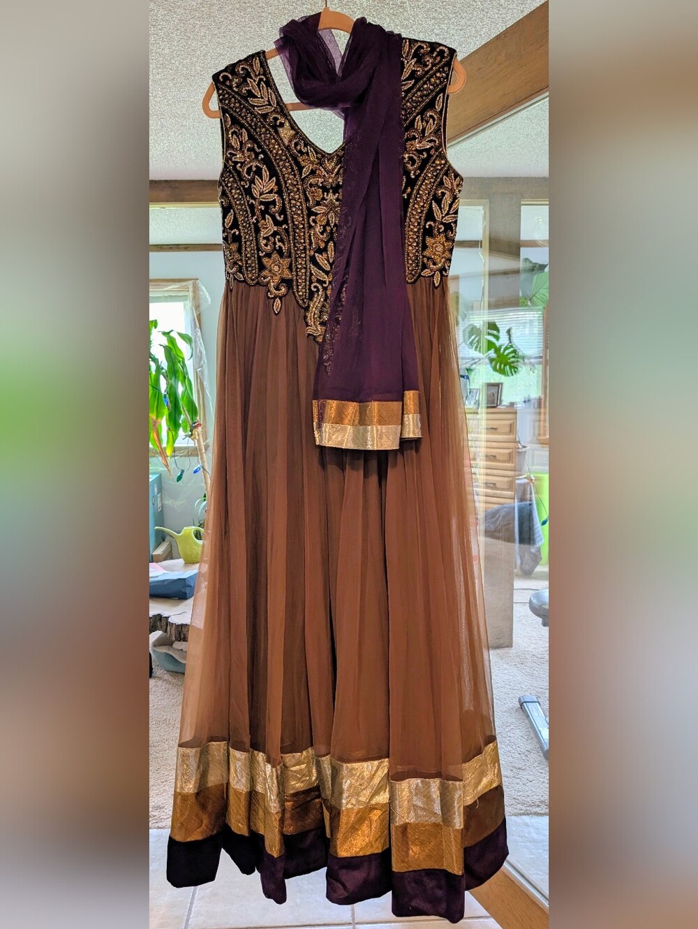 Exquisite Indian Wedding Mother-of-the-Bride Dress